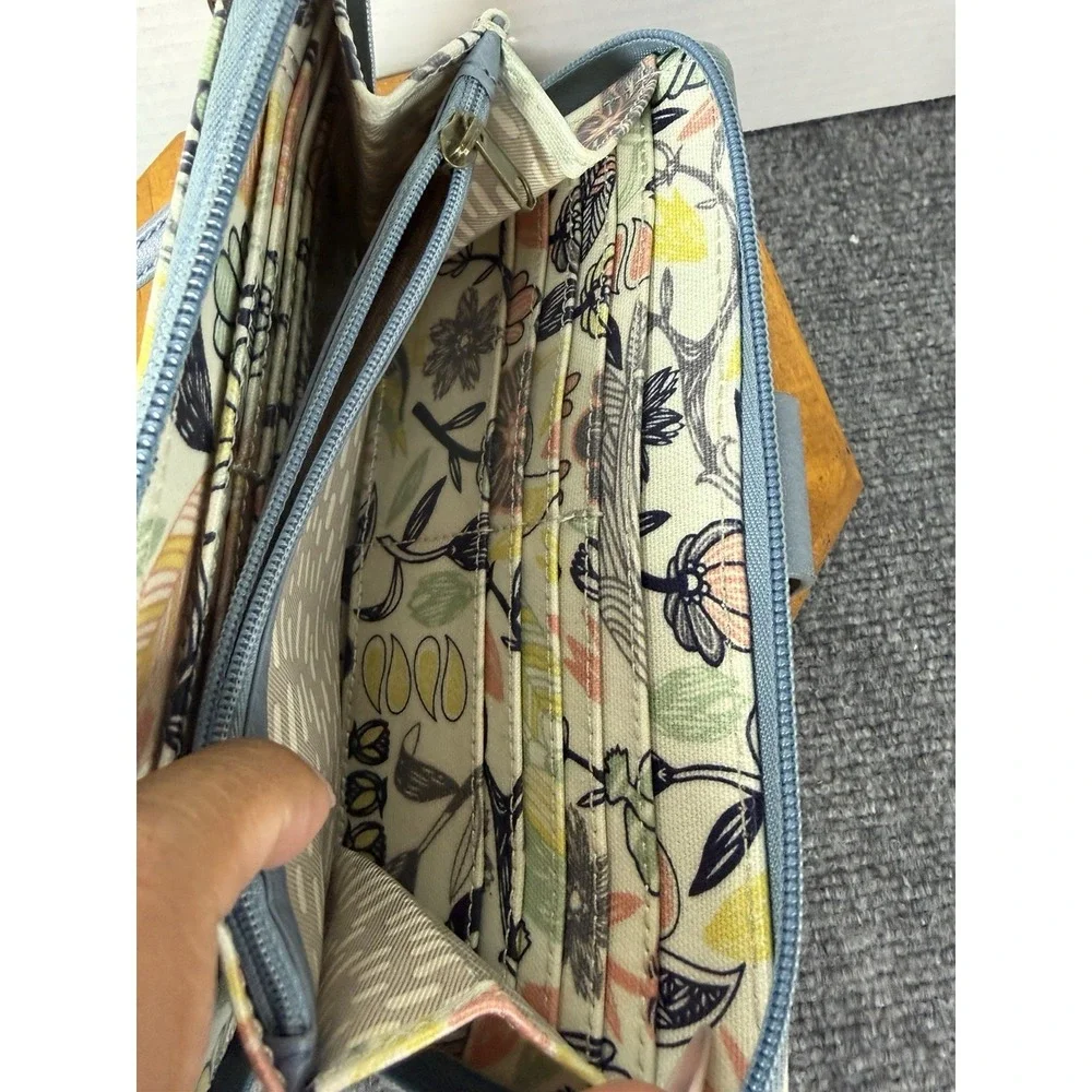 Sakroots Artisit‎ Circle Wallet Wristlet Multicolor Floral Bird Print-No Strap